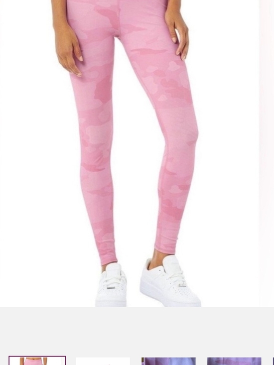 ALO Yoga Pants - ALO Yoga Pink Camo Leggings